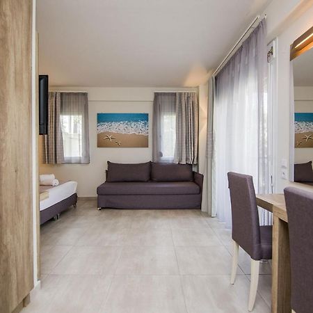 Armonia Resort Ofrínion Extérieur photo